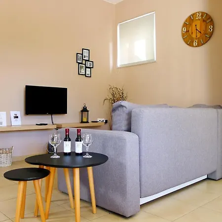 Maria & Manos Guest House, * Agios Onoufrios